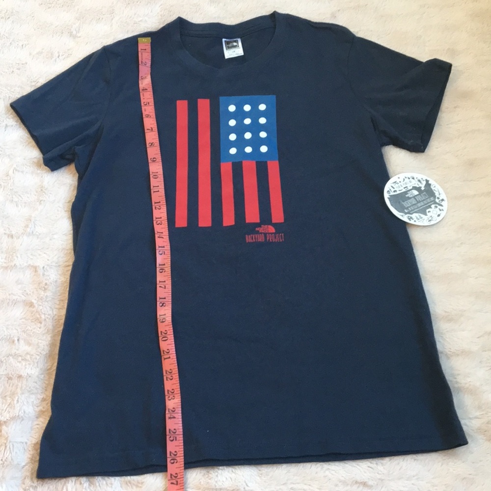 The North face women’s t-shirt!!!